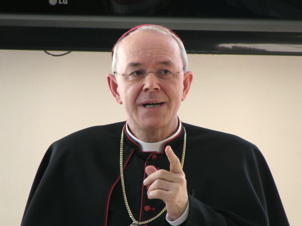 Bishop Schneider visits Dundee