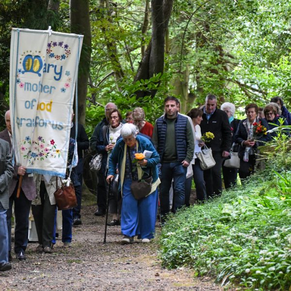 Italian Association’s Marian Procession at Kinnoull