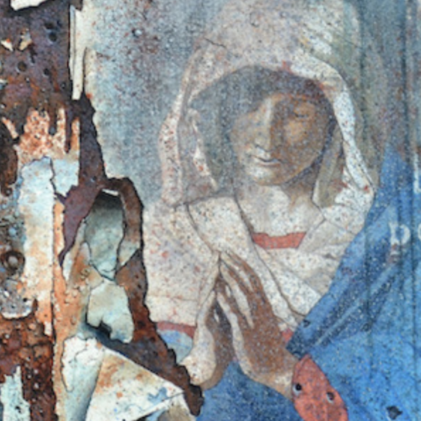 A Woman of Courage – Through Advent with Mary